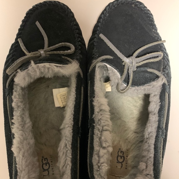 Men’s UGG slippers size 11 - Picture 1 of 2